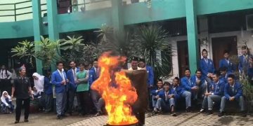 LMI Beri Edukasi Siswa SMA Islam Parlaungan Pentingnya Mitigasi Kebakaran