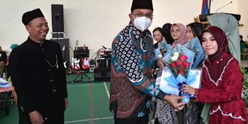 Bupati Beri Apresiasi dan Bangga Pada Wisudawan SMAN 4 Sidoarjo