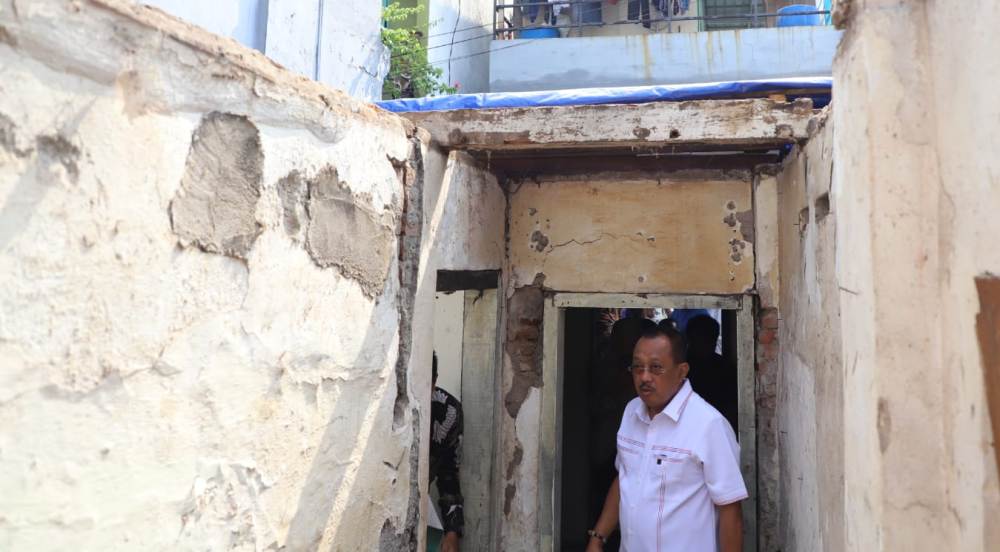 Cak Ji Pastikan Surabaya Tuntaskan 3.500 Dandan Omah di 2023