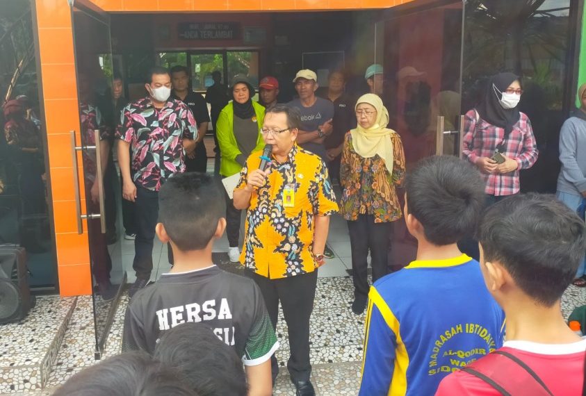 Calon Peserta Didik Baru SMPN 2 Sidoarjo Jalur KKO Mulai Ikuti Tes Fisik