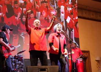 Armuji Populerkan Lagu Apa Kata Dunia Indonesia Tanpa Ganjar Pranowo