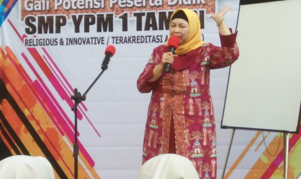 Siswa SMP YPM 1 Taman Presentasikan Tugas Akhir Sekolah