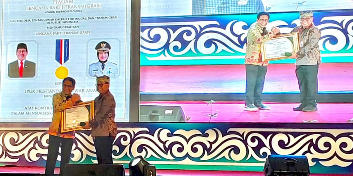 Sukseskan Program Transmigrasi Nasional, Banyuwangi Raih Penghargaan