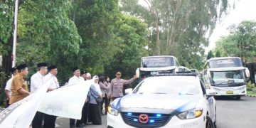 Bupati Berangkatkan 890 Jamaah Haji Kloter 16 dan 17