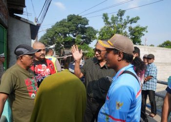 Penyelesaian Masalah warga di lapangan ala Cak Ji, Tuai Pujian Warganet