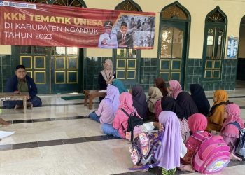 KKN Tematik di Nganjuk, Mahasiswa Unesa Gelar Uji Kompetensi Al Quran