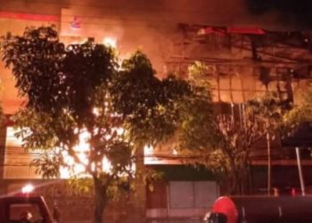Malang Plaza Terbakar