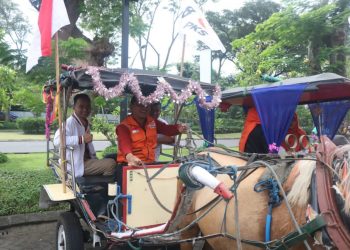 Kaum Muda Jadi Nafas Baru, PKS Daftarkan 50 Bacaleg  dengan Iring-irangan Bendi