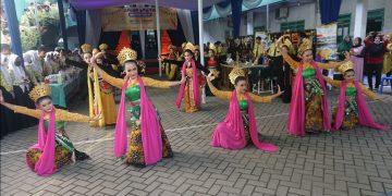 Wali Siswa Beri Apresiasi Gelar Karya Mulok SMP PGRI 1 Buduran