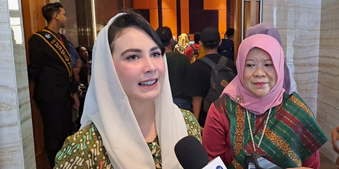 Arumi Bachin Berharap Duta Bahasa Memiliki Kesastraan yang Baik dan Benar