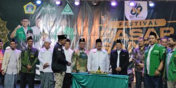 Bangkitkan Ekonomi, GP Ansor Gresik Gelar Festival Pasar Santri