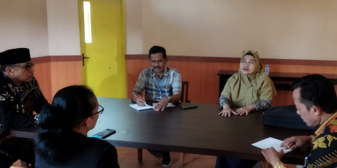 Tingkatkan Kompetensi Pengawas SMK Dilatih Manajerial Pengawas Sekolah Berbasis Industri