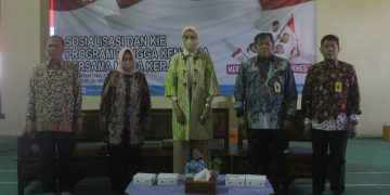 DPR RI dan BKKBN Beri Pencerahan Stunting Warga Siwalanpanji