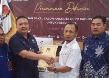Targetkan 12 Kursi, Nasdem Gresik Daftarkan 50 Bacalegnya ke KPU