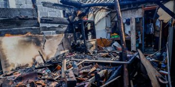 Rumah Habis Terbakar,  Warga Gulomantung, Gresik Dibangunkan Rumah Baru