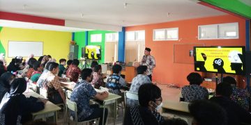 Lindungi Remaja dari Kampanye LGBT