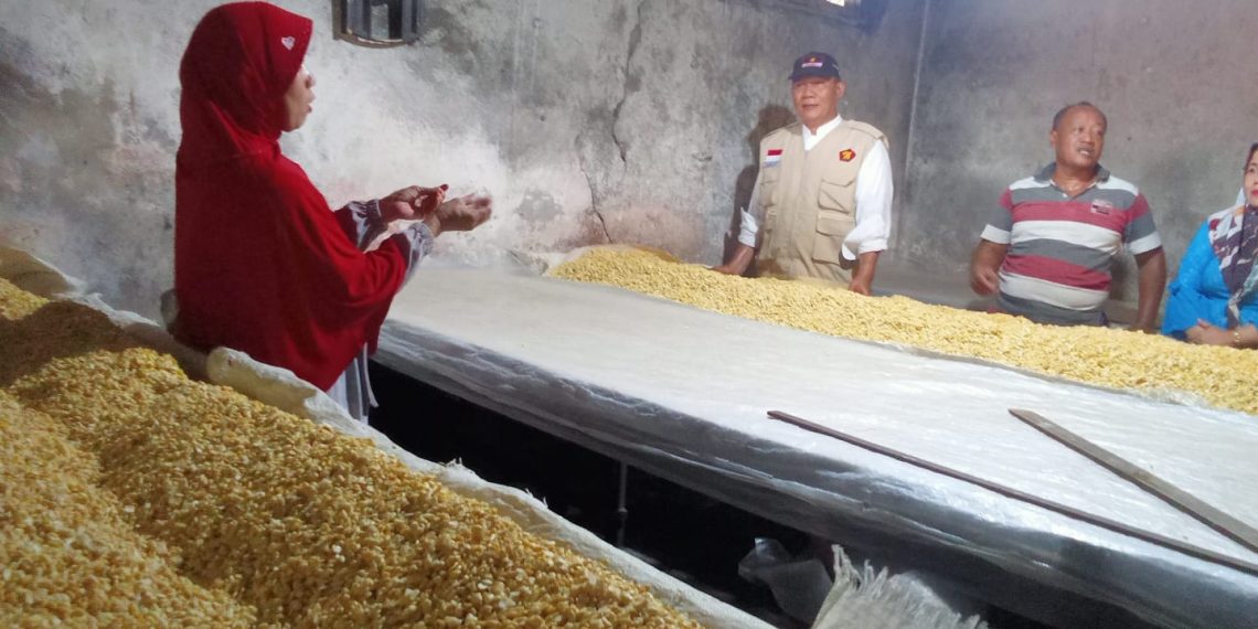 Kunjungi Pengrajin Tempe, Bambang Haryo Dorong Harga Kedelai Bisa Lebih Murah