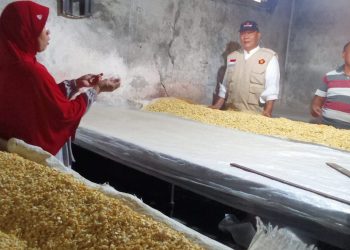 Kunjungi Pengrajin Tempe, Bambang Haryo Dorong Harga Kedelai Bisa Lebih Murah