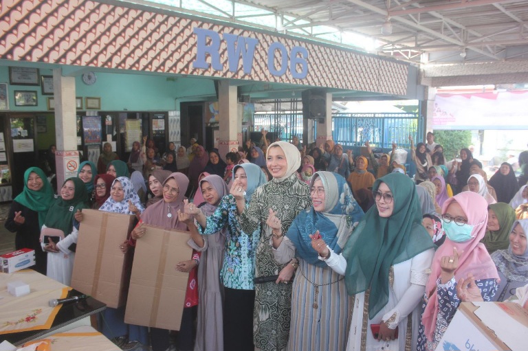 Fatayat NU dan Warga Wonokusumo Antusias Ikuti Penyuluhan Stunting