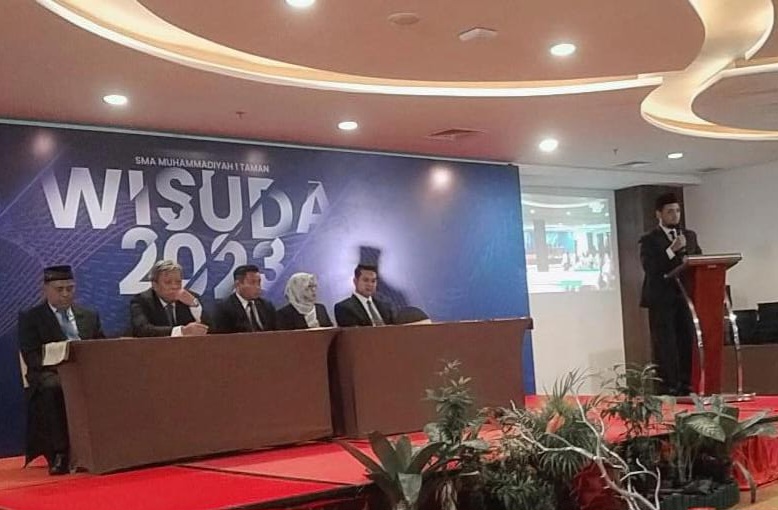 28 Siswa Tahfidz SMAMITA Diwisuda Bersama sama