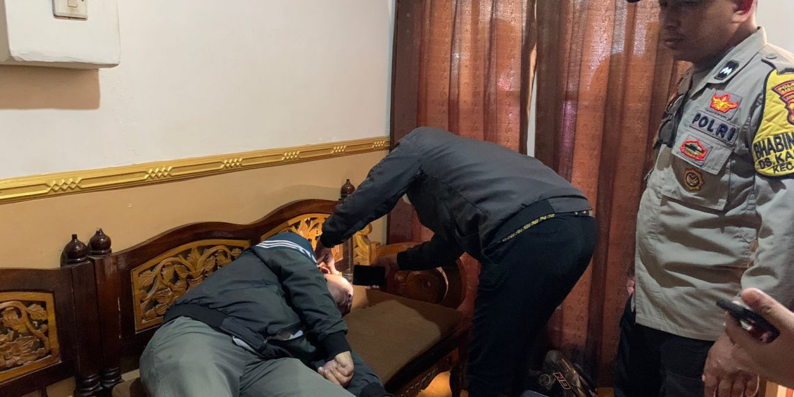 Petugas KSP Rogojampi Meninggal saat Konfirmasi Kredit di Rumah Nasabah