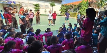 Tim Sepak Putri SMAN 4 Sidoarjo Antusias Ikuti Pelatihan Timnas Sepak Bola Putri Australia