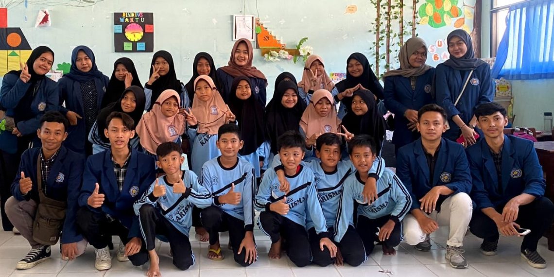 Mahasiswa KKN UMG Gelar Program Mengajar di SD Muhammadiyah 2 Karangsemanding