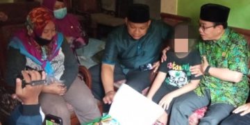Tiga Anggota Dewan Datangi Janda Miskin, Fasilitasi Anak Tak Bisa Sekolah
