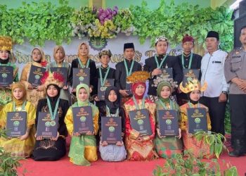 Kali Pertama, SD Islam Nurul Hikam Sidoarjo Wisuda Purnasiswa dan Tahfidz