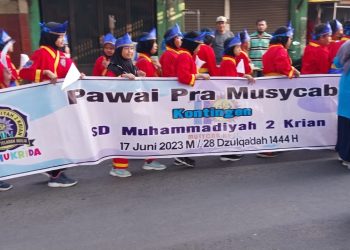 Ribuan Peserta Ikuti Pawai Ta’aruf Jelang Musycab ke-11 Muhammadiyah Krian, Sidoarjo