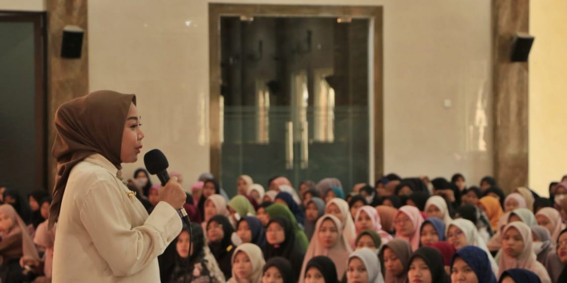Dokter Sriatun Beri Motivasi Ribuan Pemuda LDII Sidoarjo