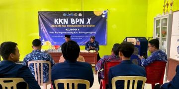 Akhiri KKN, Mahasiswa UMG Tumpengan bersama Warga Karangsemanding, Balongpanggang