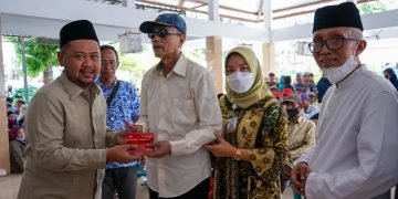 Akselerasi Turunkan Kemiskinan, Pemkab Gresik Perluas Cakupan Bansos Lansia-Difabel melalui PKH Inklusif