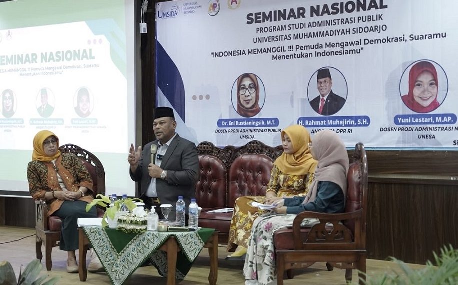 Sinergi Dengan DPR RI, Prodi AP UMSIDA Selenggarakan Seminar Nasional Mengawal Demokrasi