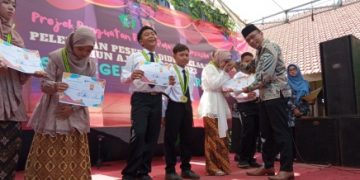Tumbuhkan Jiwa Enterpreneur Siswa, SDN Dukuhsari 2 Gelar Bazar dan Pentas Seni
