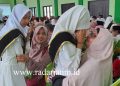 Tangis Haru Mewarnai Wisuda Al Qur’an SD IT Nurul Fikri Sidoarjo