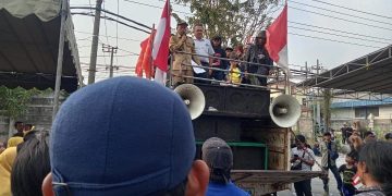 Sosok Bernyali Pak Kades di Balik Sukses Demo Warga Sukorejo, Gresik