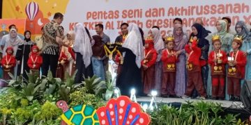 Favorit di Gresik, Al Ibrah Mewisuda 144 Siswa PAUD