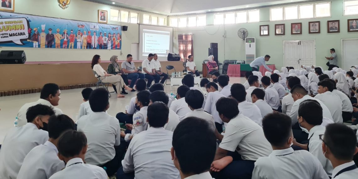 Alumni SMPN 1 dan SMPN 1 Surabaya Berkolaborasi Buat ‘Kelas Inspirasi’