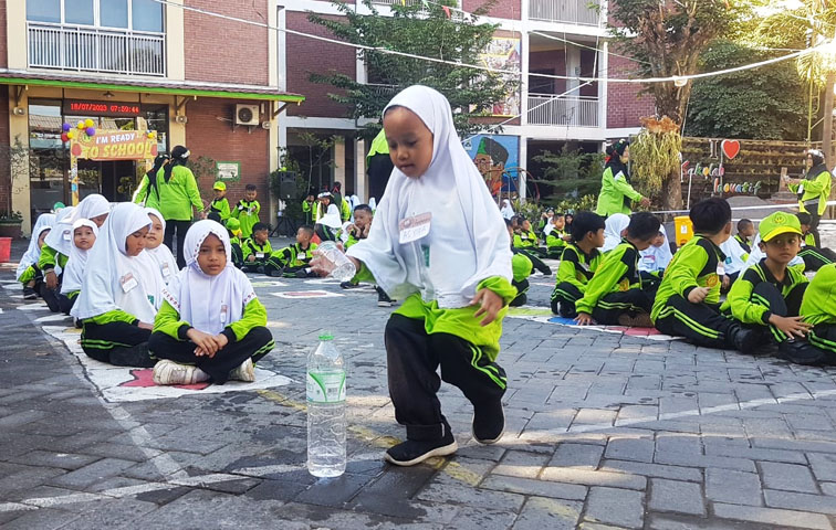 Hari Pertama Sekolah Dikemas Menyenangkan