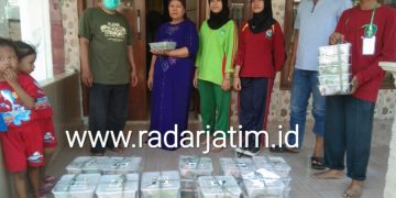 YPM Sepanjang  Bagikan 1.850  Box Daging Qurban ke Masyarakat