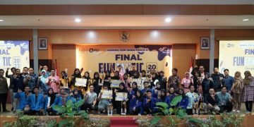 SMAN 1 Sidoarjo Juara 1 Esai Funtaxtic Competition Kanwil DJP Jatim II 2023