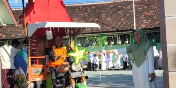 Tingkatkan Iman dan Taqwa SDN Burengan 5 Gelar Pawai Ta’aruf