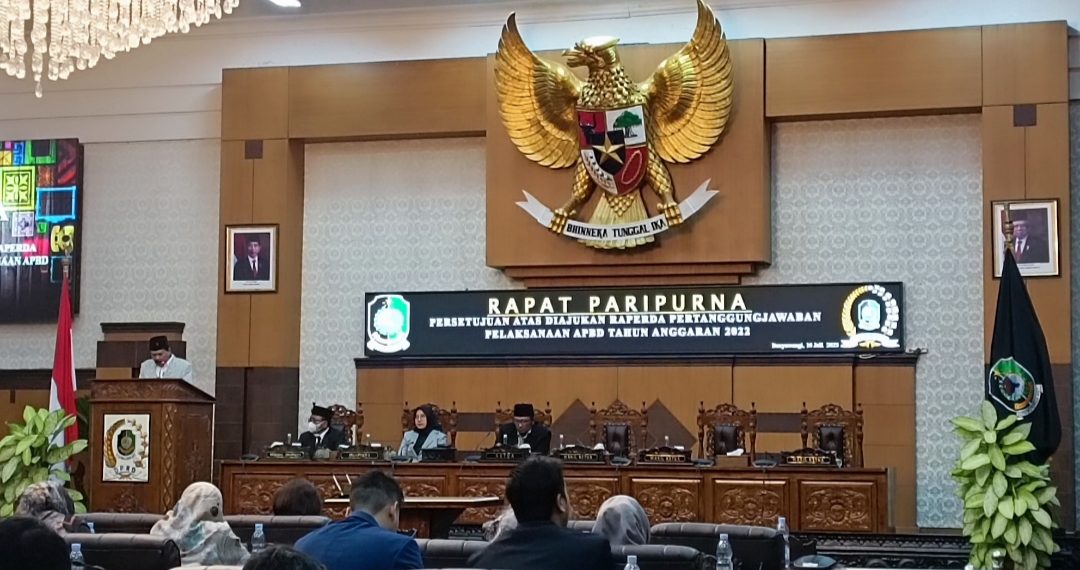 Rapat Paripurna, Raperda Pertanggungjawaban Pelaksanaan APBD Tahun Anggaran 2022 Disetujui Eksekutif