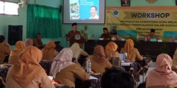 Tingkatkan Kompetensi Guru, SMPN 1 Jabon Gelar Workshop Metode Pembelajaran Dalam Kurikulum Merdeka