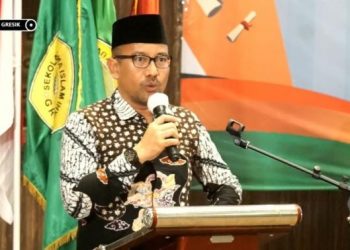 Rektor UINSA Semangati Wisudawan STAI Ihyaul Ulum Gresik