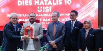 Gandeng UISI Perkuat SDM Muda, Pemkab Gresik Fokus Tumbuhkan Ekonomi