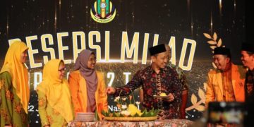 Milad ke-62, IPM Gresik Gelar Resepsi dan Potong Tumpeng