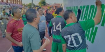 Pegadaian bersama Pemkot dan Suporter Surabaya Kampanyekan Stadion Bersih dan Indah
