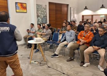 Milenial BUMN Surabaya Raya Dibekali Wawasan Kepemimpinan